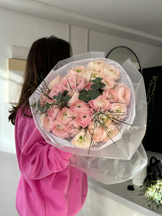Girl dream 31 ranunculus Hanoi