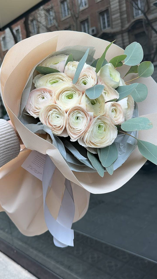 Tenderness bouquet of ranunculus